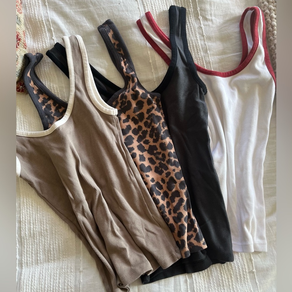 NWOT Bundle of 4 Aerie Tank Tops